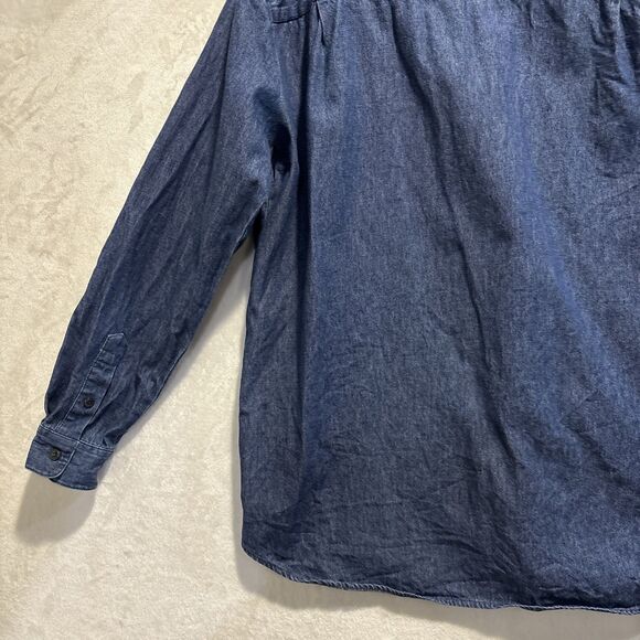 Karen Scott Denim Christmas Shirt Women's Medium Santa Claus Embroidered - Picture 10 of 16